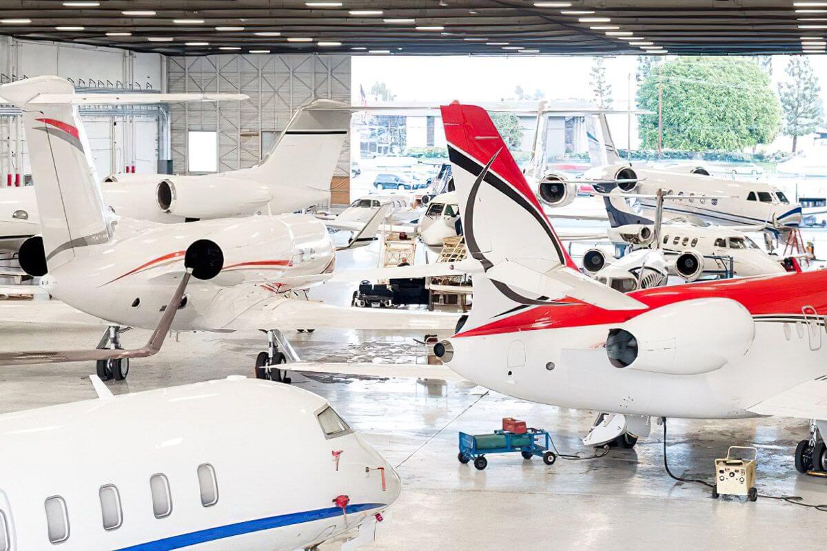Clay Lacy Aviation сертифицирован европейскими авиавластями