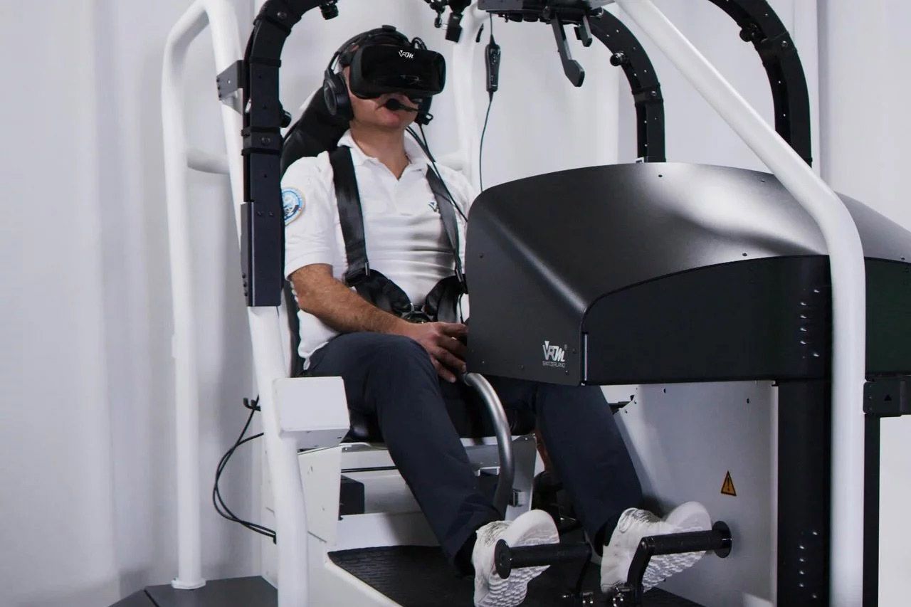 Airbus и VRM Switzerland разработали VR-симулятор для вертолета H145