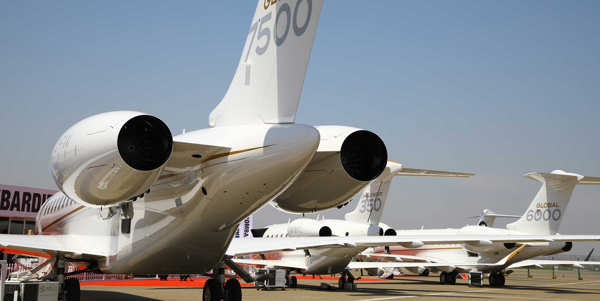 Bombardier направит усилия на деловую авиацию